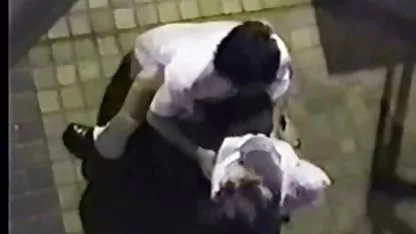 Rambut indo x bokep pirang dengan kacamata.
