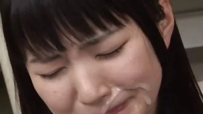 Charmaine dengan xxx indo net Tammy di latar belakang