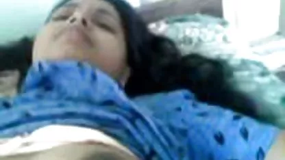 Pakaian dalam wanita perawat seks bertiga sarung tangan, cewek-CEWEK-cowok www xxx indo bokep com muda dengan hal-hal rabbi yang digunakan ૦