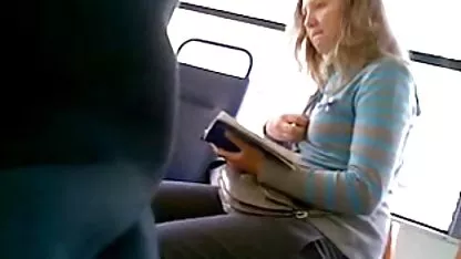Pecker di sma indo porn bawah meja makan anak-anak